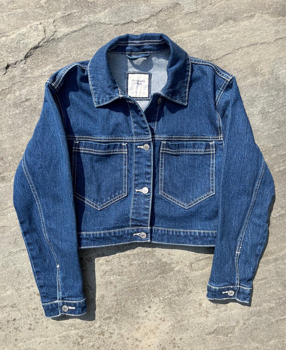 Abercrombie & Fitch Cropped Denim Jacket Boxy Indigo Blue Trucker XS Short